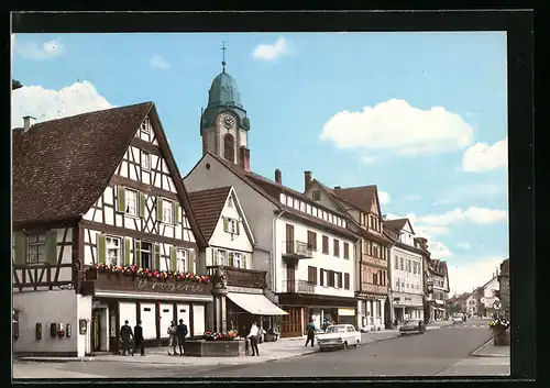 AK Oberkirch /Schwarzwald, Hauptstrasse mit Kirche