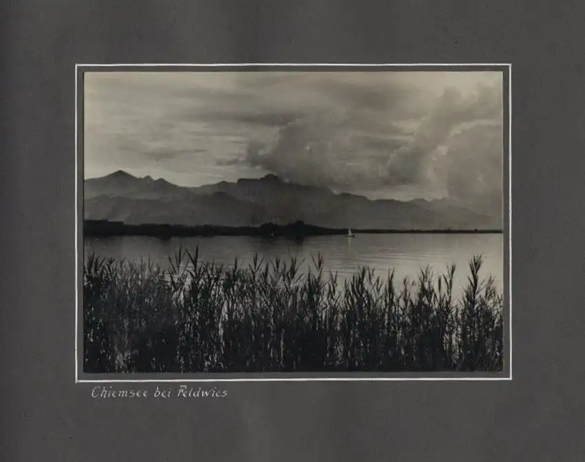 Fotoalbum mit 175 Fotografien, Ansicht Unterwössen, 1939 Mädchen Hildegard im Chiemgau, Landschaften, Mode der zeit 11