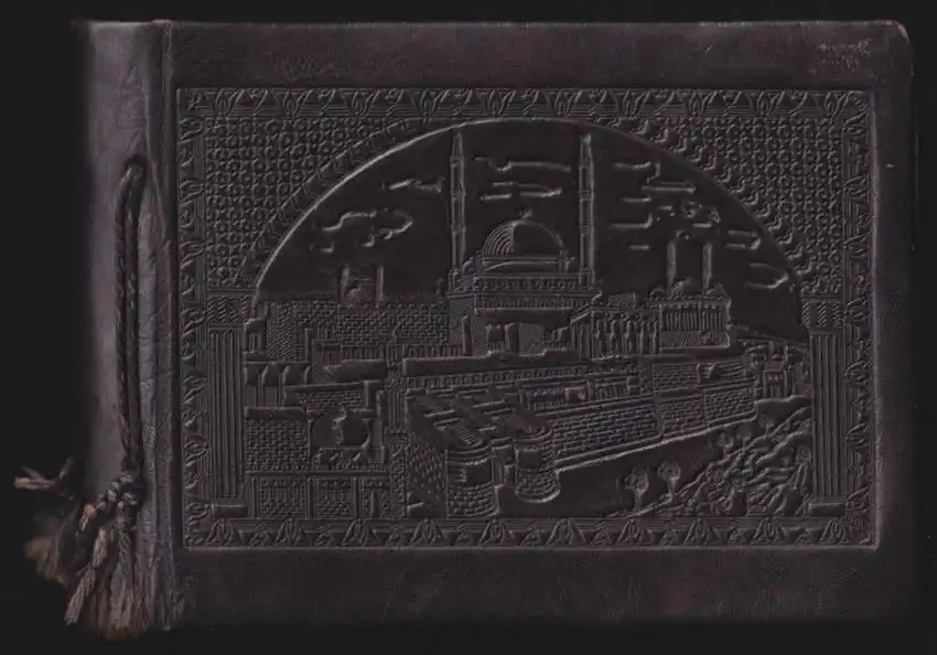 Fotoalbum mit 111 Fotografien ca. 1930, Ansicht Kairo, Handwerk, Markthändler, Sphinx, Metro Cinema, Tracht, Strassenbahn 29