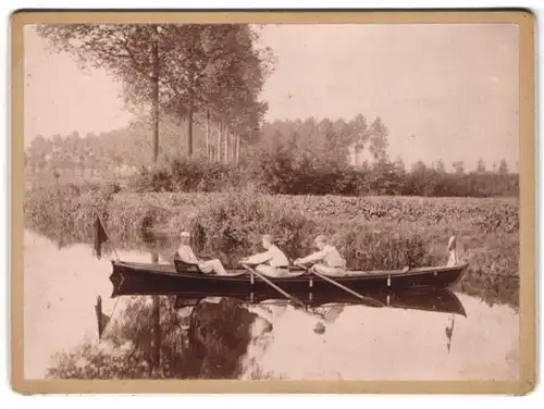 Fotografie Rudern, Ruderboot Vierer mit Schlagmann