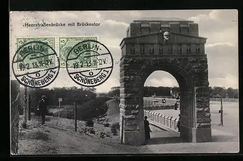 AK Berlin, Heerstrassenbrücke mit Brückentor