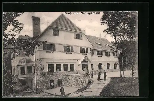 AK Mödling, Anningerhaus mit Herren in Anzügen