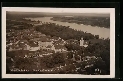 AK Zwentendorf a. d. D., Ortsansicht mit Donau vom Flugzeug aus