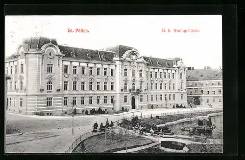 AK St. Pölten, K. k. Amtsgebäude mit Strassenpartie