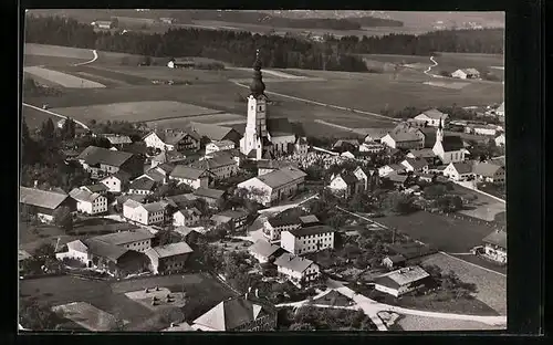 AK Schnaitsee bei Wasserburg, Teilansicht mit Kirche