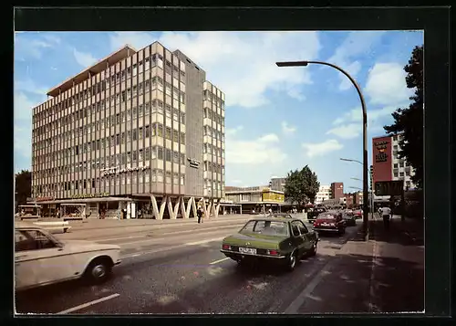 AK Hamburg-Bergedorf, Bergedorfer Strasse mit Gebäude der Duna Versicherungen
