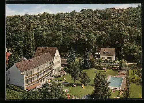 AK Bad Dürkheim, Garten-Hotel Heusser aus der Vogelschau