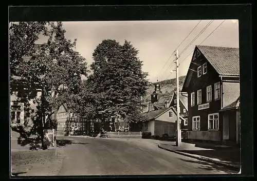 AK Biberau b. Hildburghausen, Platz unter den Linden