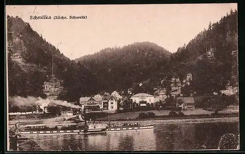 AK Schmilka / Sächs. Schweiz, Gesamtansicht mit Dampfer Aussig