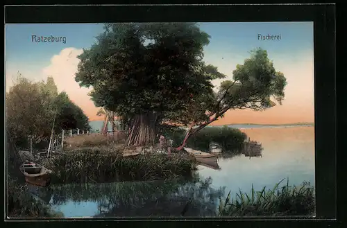 AK Ratzeburg, Fischerei, kleine Insel mit Ruderboot