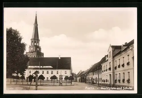 AK Prettin, Marktplatz und Schule