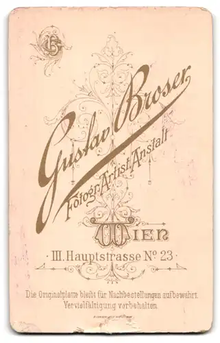 Fotografie Gustav Broser, Wien, Hauptstrasse 23, Österr. Soldat in Uniform