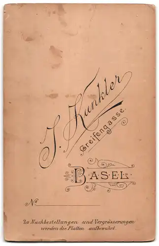 Fotografie J. Kunkler, Basel, Greifengasse, Bürgerliches Paar in modischer Kleidung