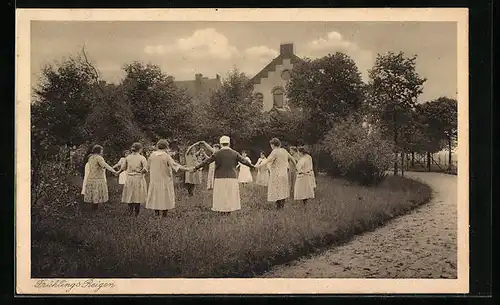 AK Rothenburg /Lausitz, Schlesisches Krüppelheim, Frühlings Reigen