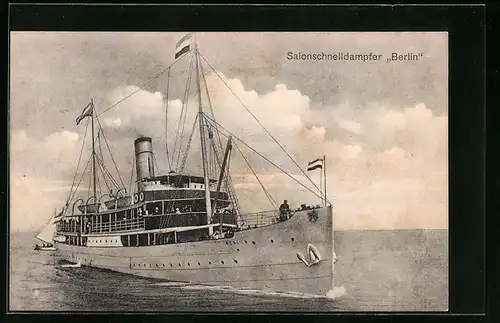 AK Passagierschiff Salonschnelldampfer Berlin auf See