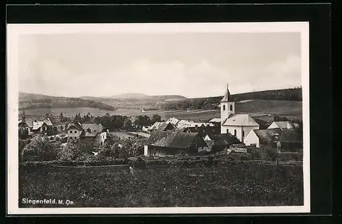 AK Siegenfeld, Ortspartie mit Kirche