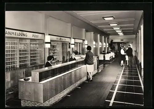 AK Friedrichroda /Thür., Empfangshalle im FDGB-Erholungsheim Walter Ulbricht
