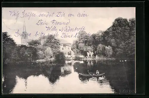 AK Moers a. Rhein, Partie vom Stadtgraben mit Kirche und Boot