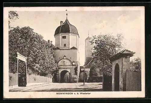 AK Memmingen, Strassenpartie mit Westertor