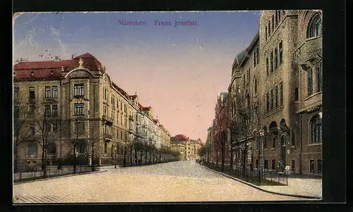 AK München-Schwabing, Blick entlang der Franz Josefstrasse