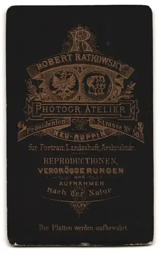 Fotografie R. Ratkowsky, Neuruppin, Präsidenten Strasse 58, Uffz. in Uniform mit Schützenschnur und Orden