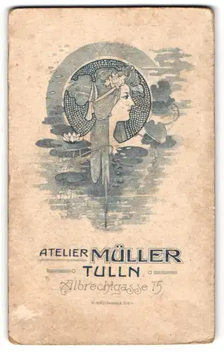 Fotografie Müller, Tulln, Albrechtsgasse 15, Jugendstil Frauenkopf im Seitenprofil