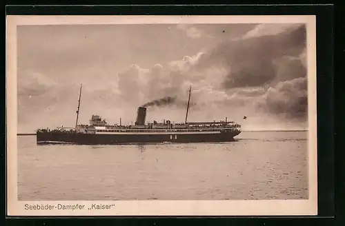 AK Seebäder-Dampfer Kaiser auf Backbord