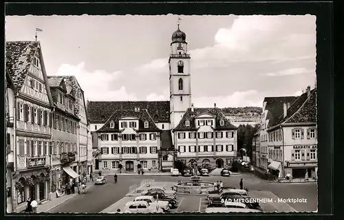 AK Bad Mergentheim, Marktplatz mit Rathaus und Apotheke