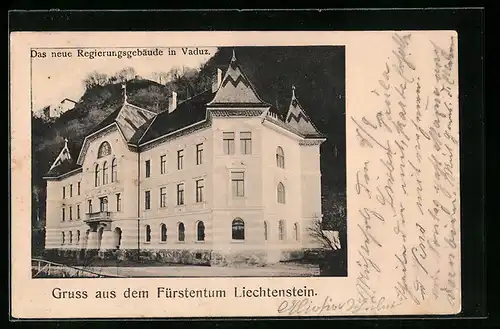 AK Vaduz, Blick auf Regierungsgebäude