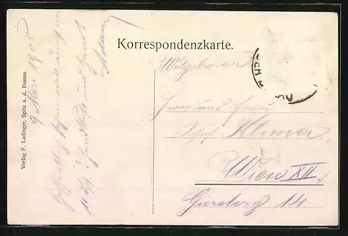 AK Spitz a. d. Donau, Totalansicht mit Weinberg