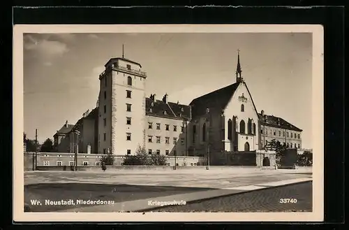 AK Wr. Neustadt, Strasse an der Kriegsschule