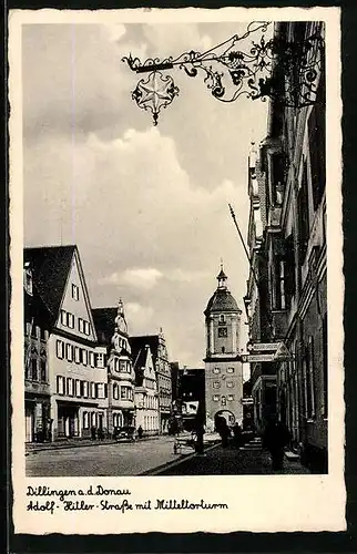 AK Dillingen a. d. Donau, Strasse mit Mitteltorturm