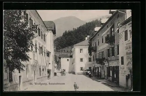 AK St. Wolfgang, Bahnhofstrasse mit Café-Restaurant