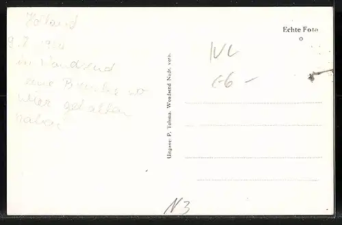 AK Woudsend, Flusspartie mit Brücke, Blick zur Kirche