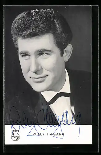 AK Musiker Willy Hagara im eleganten Anzug, Autograph