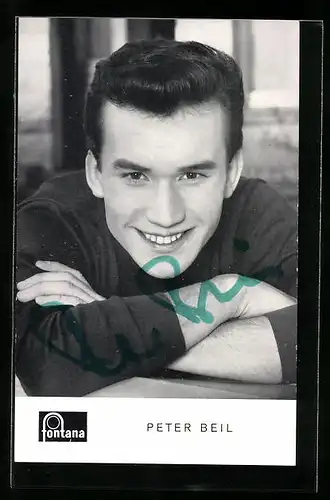 AK Musiker Peter Beil mit jungenhaftem Charme, Autograph