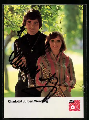 AK Musiker des Duos Charlott und Jürgen Wendling mit Trompeten, original Autograph