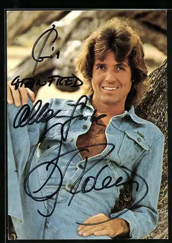 AK Musiker Chris Roberts im Jeansanzug, original Autograph