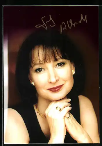 AK Musikerin Gaby Albrecht, original Autograph