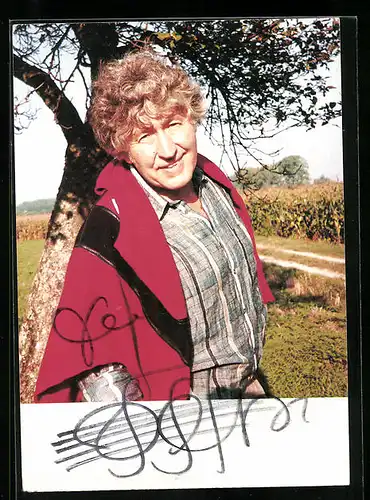 AK Musiker Gotthilf Fischer, Leiter der Fischer Chöre, steht unter einem Baum, original Autograph