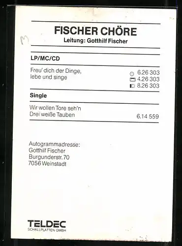 AK Musiker Gotthilf Fischer, Leiter der Fischer Chöre, steht unter einem Baum, original Autograph