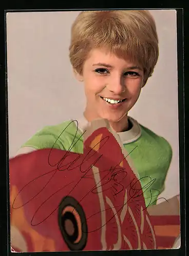 AK Musikerin Gaby Berger im Porträt, original Autograph