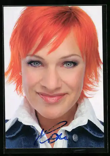 AK Musikerin Lou im Porträt, original Autograph