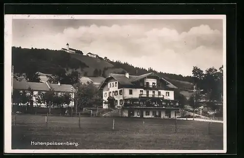 AK Hohenpeissenberg, Ortspartie mit Berg