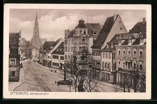 AK Offenburg, Rathausplatz mit Kirche