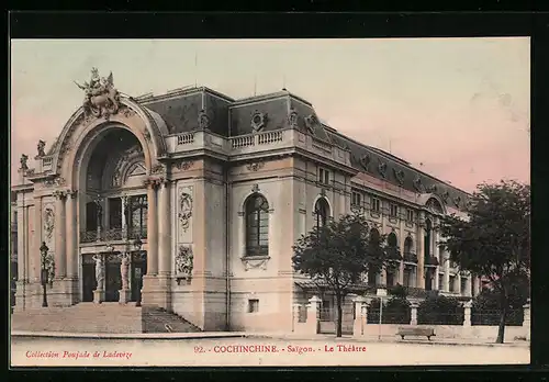 AK Saigon, La Théatre