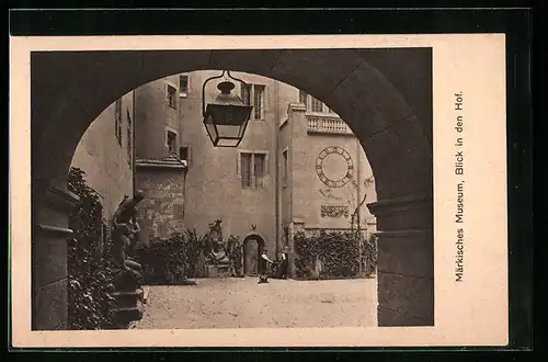 AK Berlin-Pichelswerder, das Märkische Museum, Blick in den Hof
