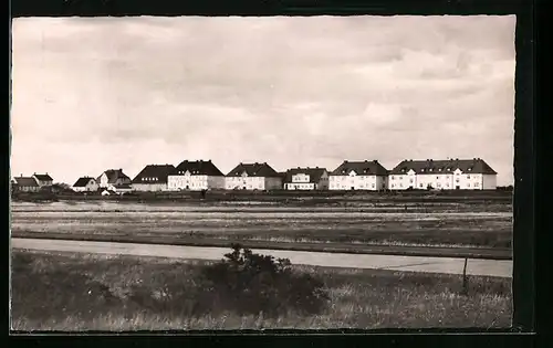 AK List auf Sylt, Blick über die Bahnhofstrasse auf die Wohnhäuser