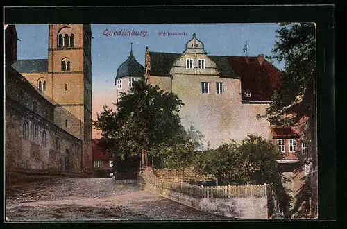 AK Quedlinburg, Partie auf dem Schlosshof