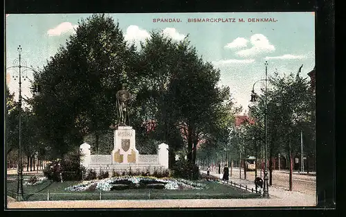 AK Berlin-Spandau, das Denkmal auf dem Bismarckplatz